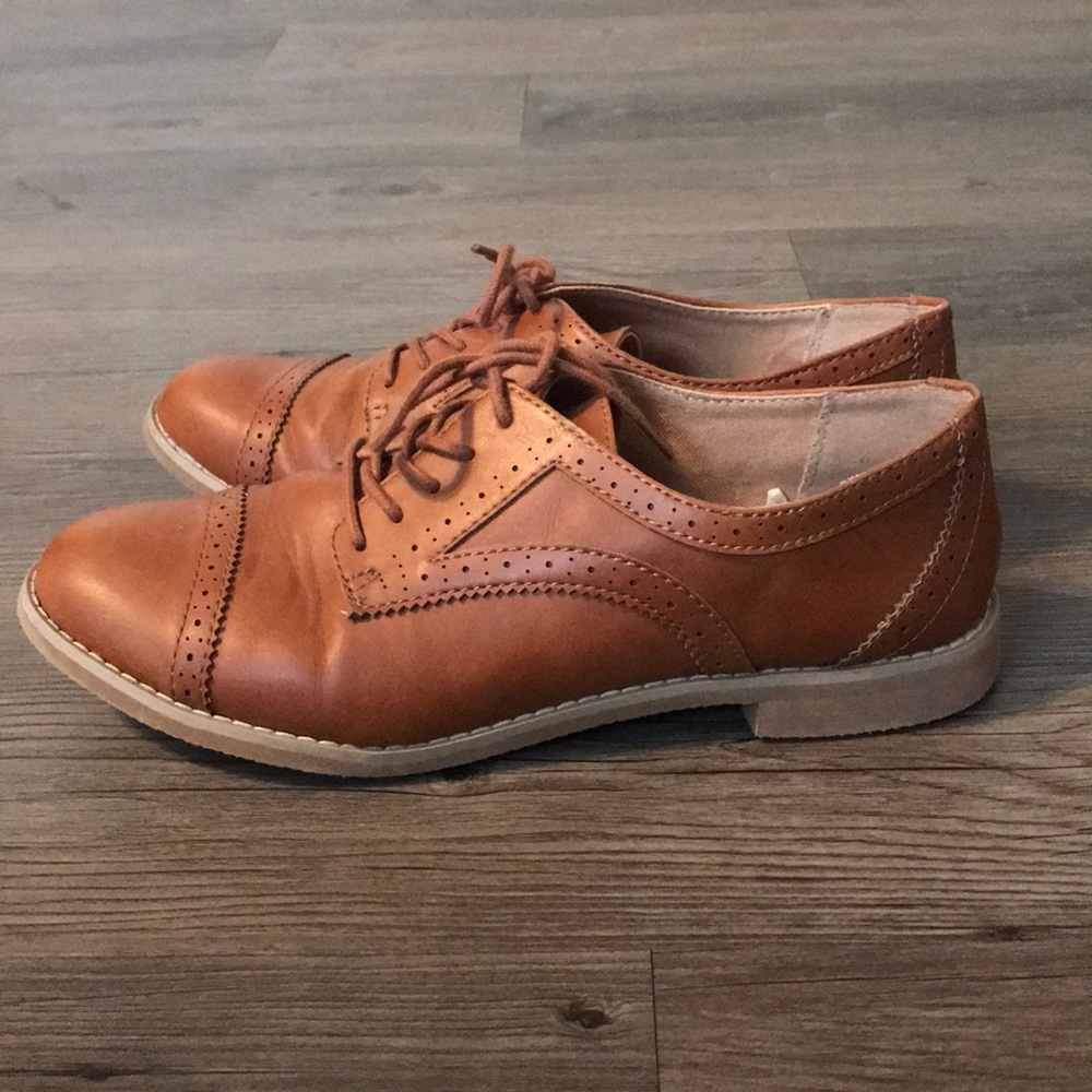 Oxford Style shoes